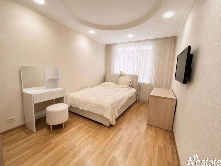 3-комн квартира пр-д Виноградный 5-й, 8,  д. 8