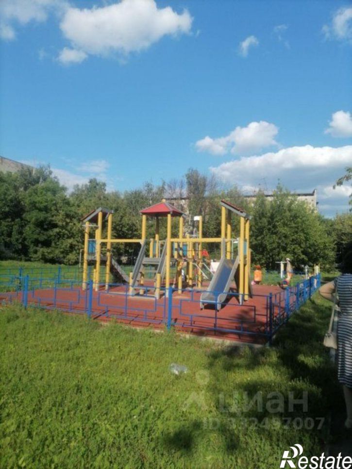 Комната пр-д Калинина, 2,  д. 2