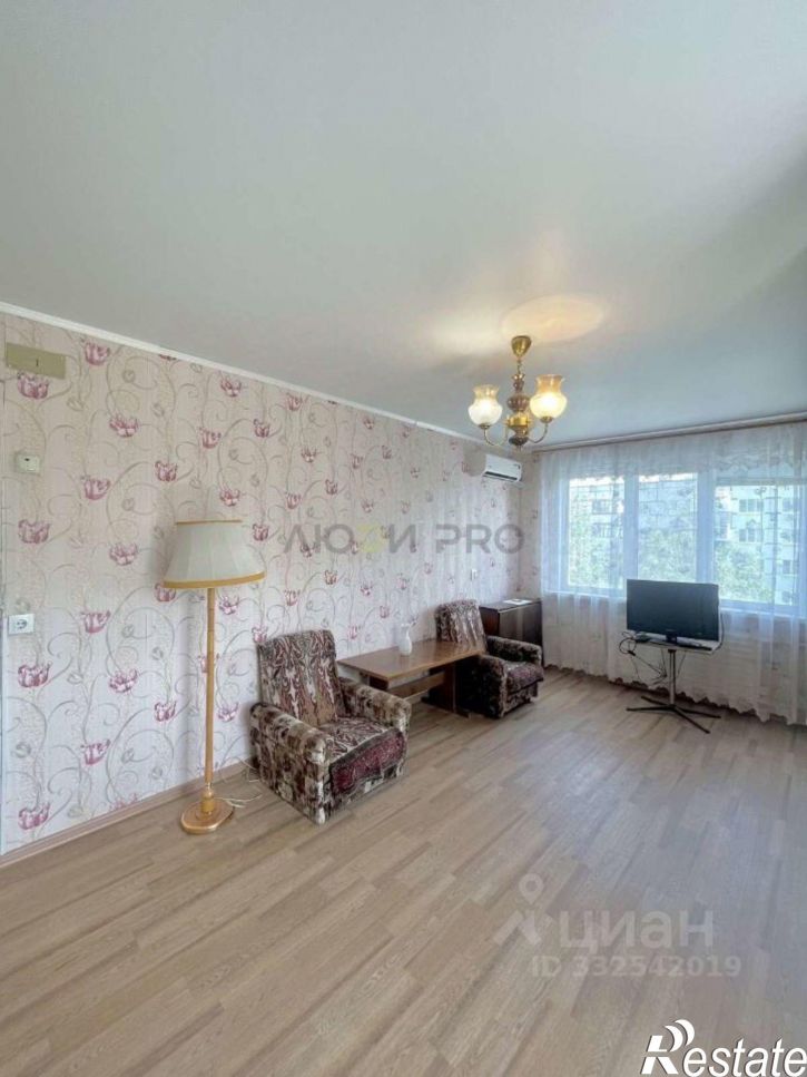 1-комн квартира пр-кт Строителей, 42,  д. 42