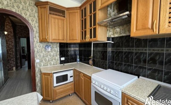 4-комн квартира ул Калинина, 107,  д. 107