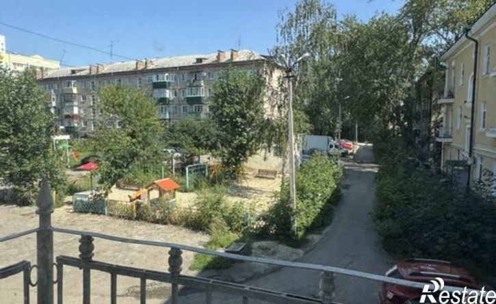 4-комн квартира ул Калинина, 107,  д. 107