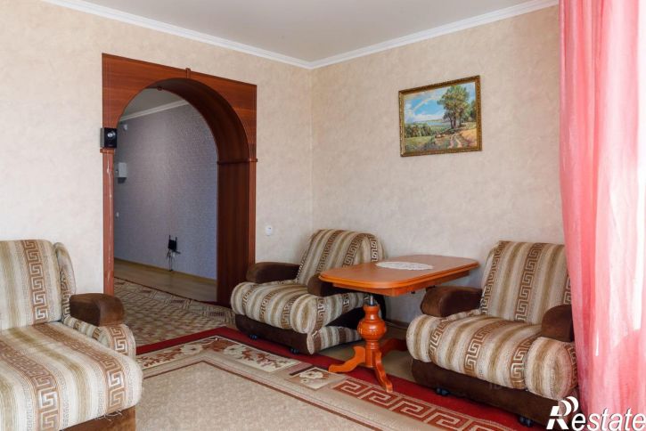 2-комн квартира пр-кт Строителей, 83,  д. 83