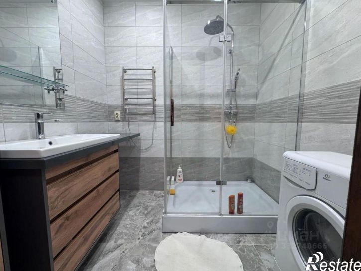 3-комн квартира ул Лозицкой, 1А,  д. 1А