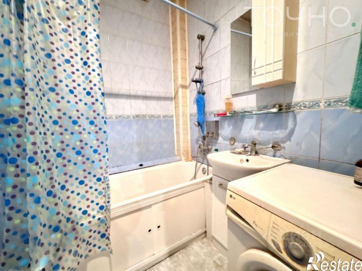 3-комн квартира ул 9 Января, 12,  д. 12