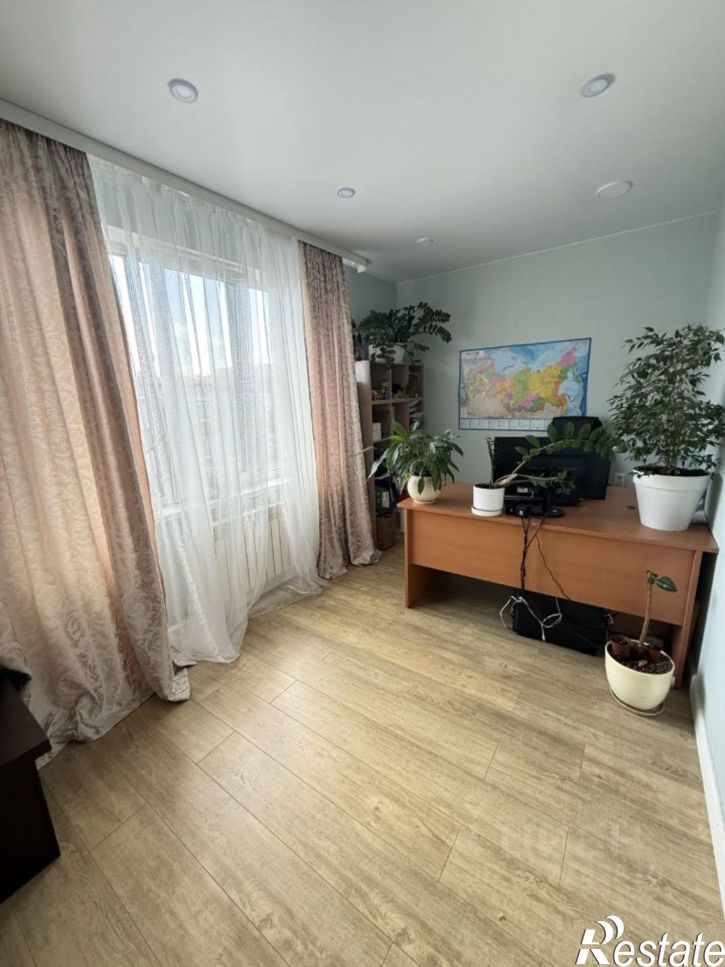 4-комн квартира ул Мира, 63,  д. 63