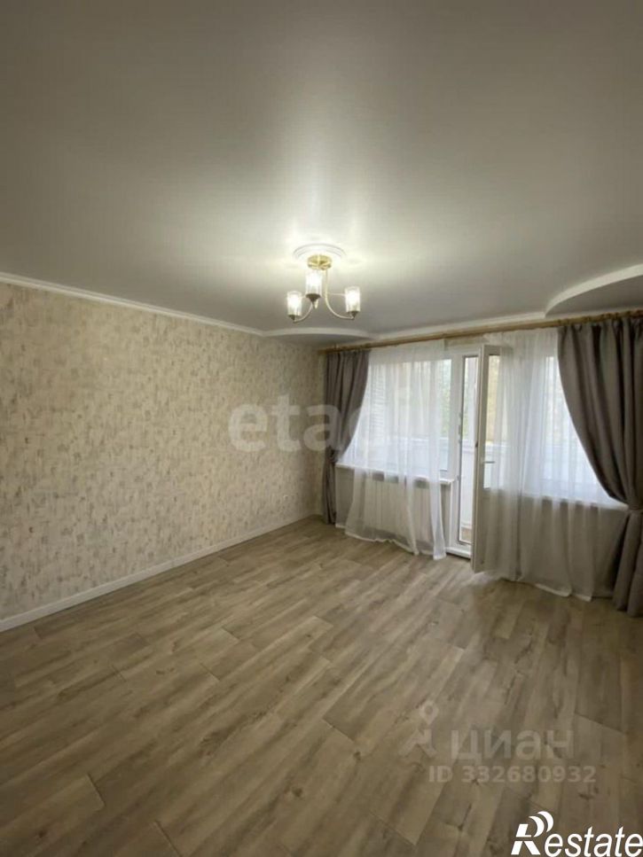 3-комн квартира ул Кижеватова, 15,  д. 15