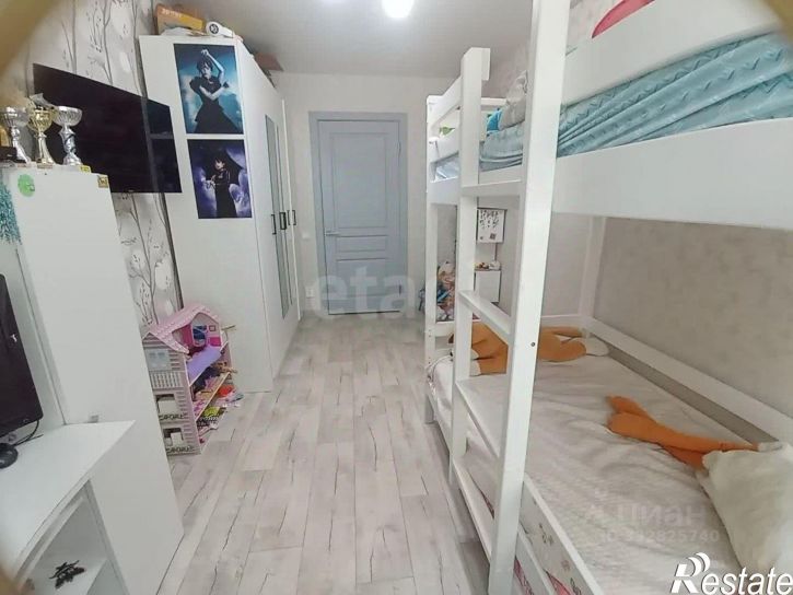 3-комн квартира ул Ладожская, 5,  д. 5