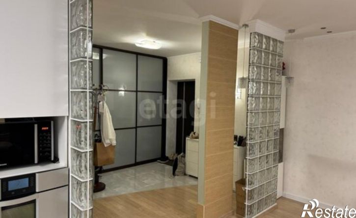 3-комн квартира ул Кулакова, 2,  д. 2