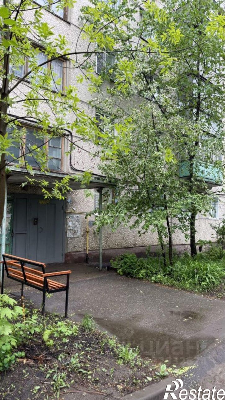 3-комн квартира пр-кт Победы, 105,  д. 105