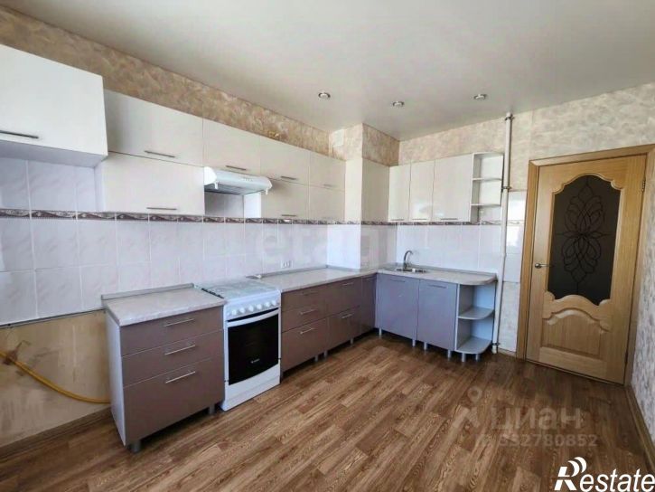 3-комн квартира ул Ладожская, 51А,  д. 51А