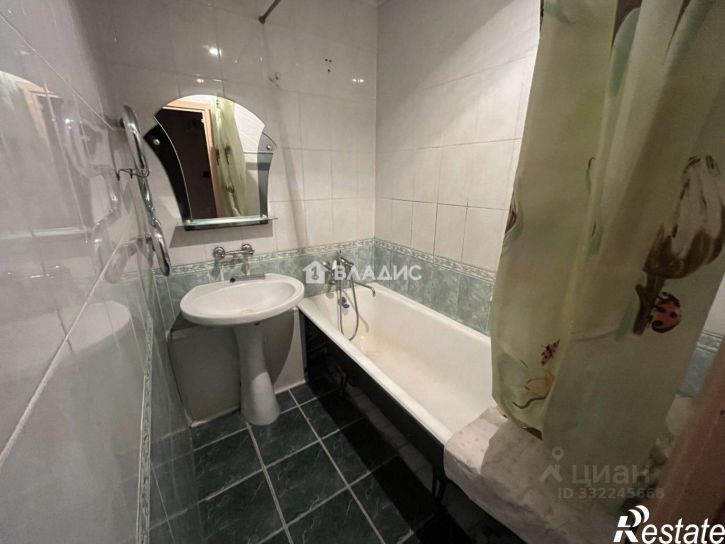 2-комн квартира ул Ладожская, 33,  д. 33