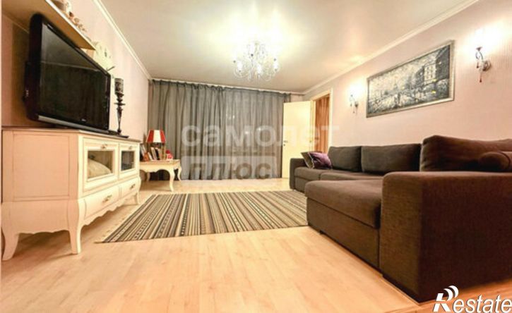3-комн квартира ул Воронова, 8,  д. 8