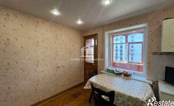 3-комн квартира пр-кт Строителей, 23,  д. 23