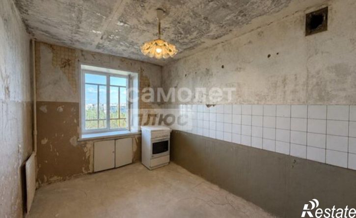 3-комн квартира пр-кт Строителей, 82,  д. 82