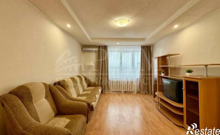 1-комн квартира ул Глазунова, 1,  д. 1
