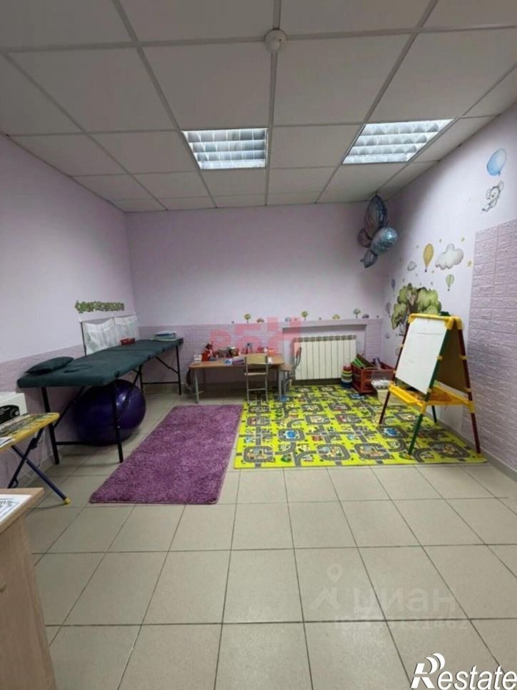 Торговое помещение пр-кт Строителей, 70А,  д. 70А