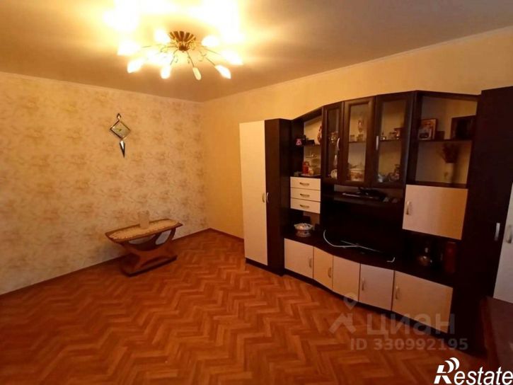 2-комн квартира пр-кт Победы, 16,  д. 16