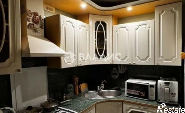 3-комн квартира ул Ладожская, 33,  д. 33