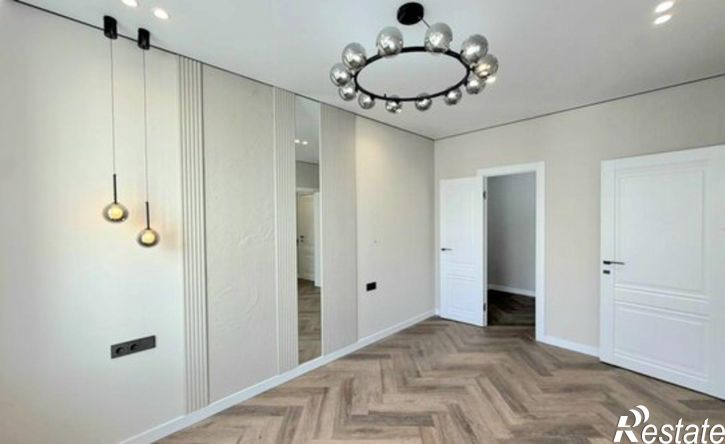 3-комн квартира ул Измайлова, 38,  д. 38