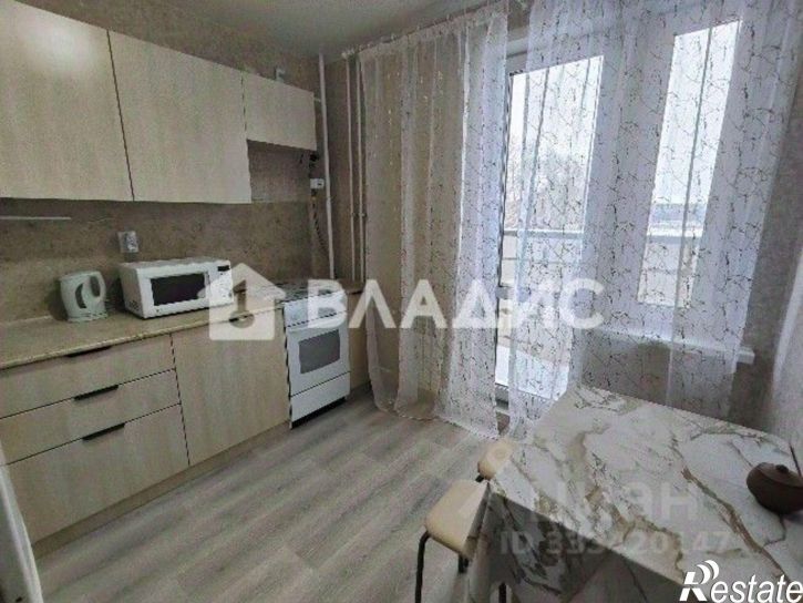 2-комн квартира ул Героя России Сергеева, 10,  д. 10