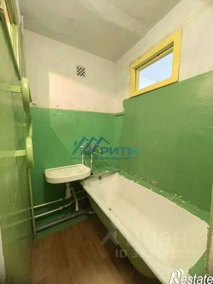 4-комн квартира ул Толстого, 10,  д. 10