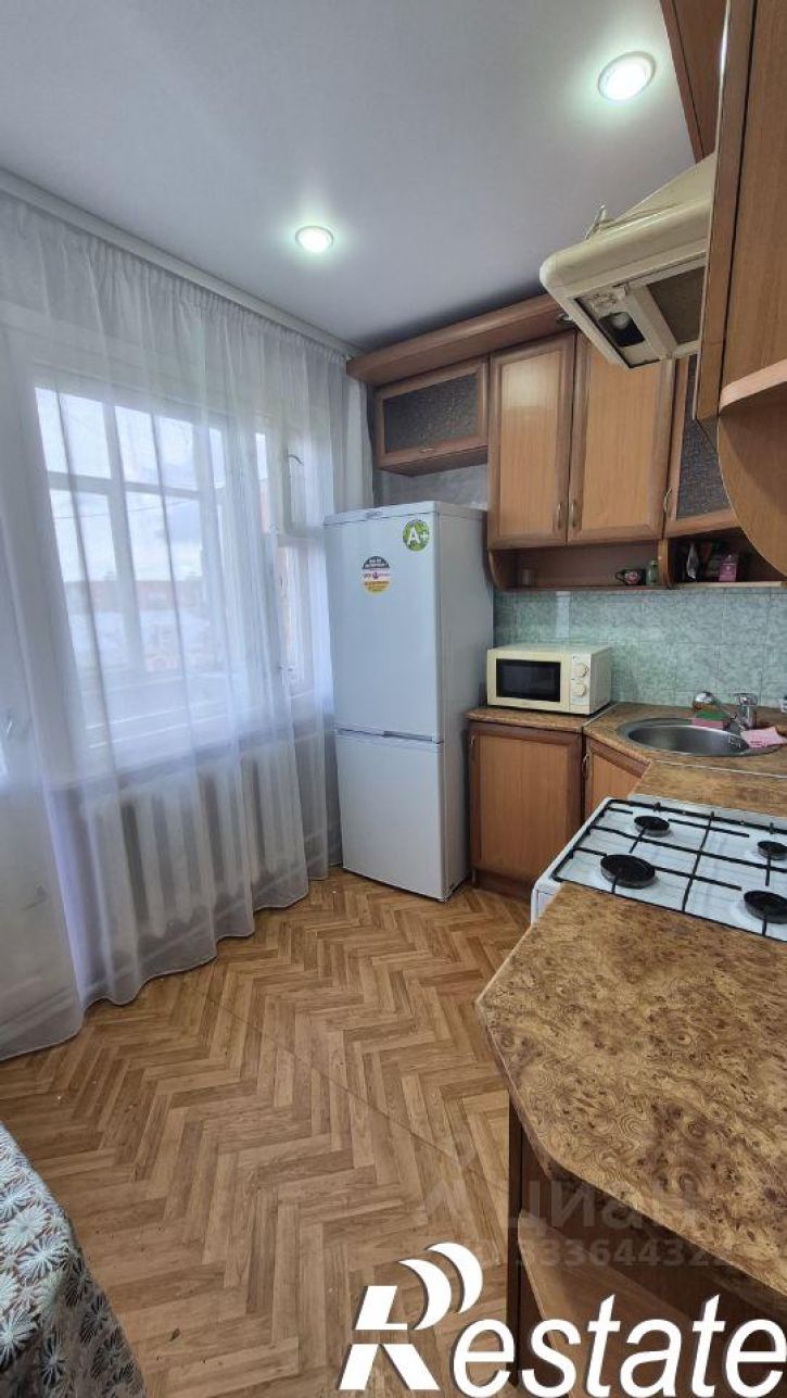 1-комн квартира улица 8 Марта, 15,  д. 15
