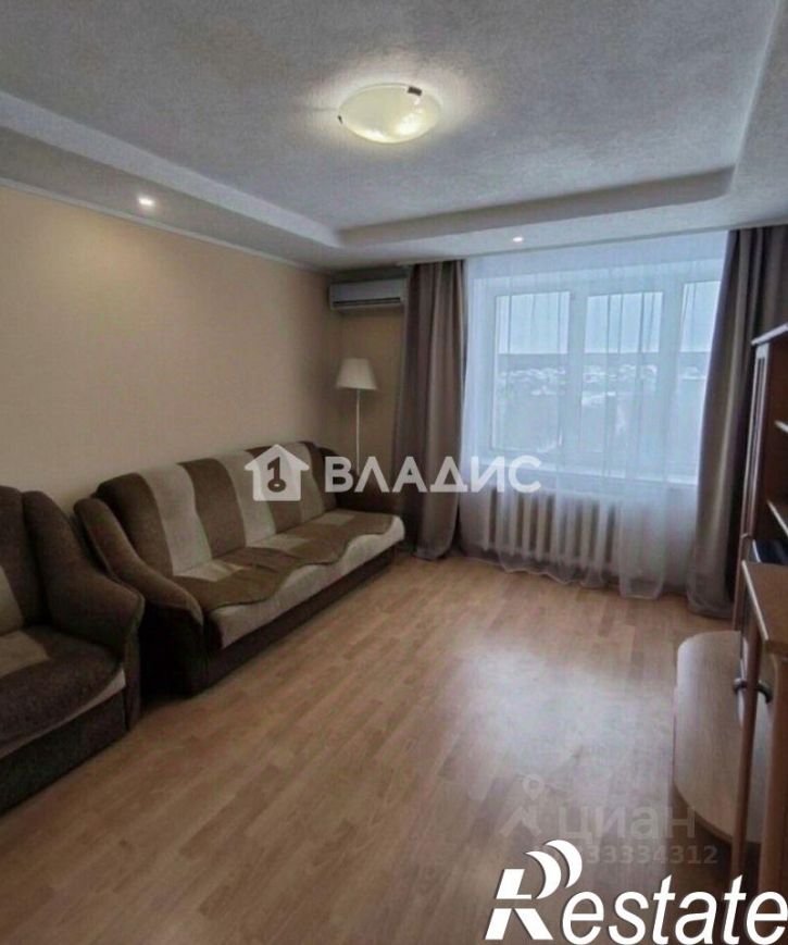 1-комн квартира улица Глазунова, 1,  д. 1