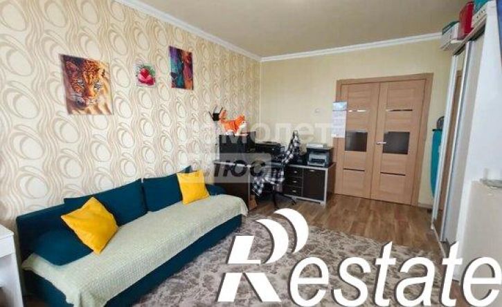 3-комн квартира Львовская улица, 240,  д. 240