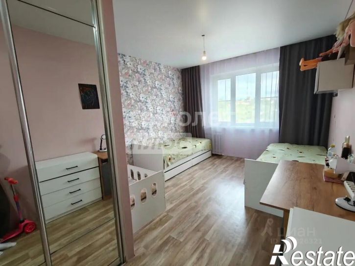 3-комн квартира Львовская улица, 240,  д. 240