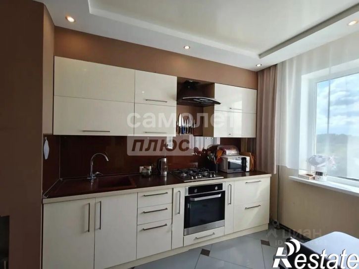 3-комн квартира Львовская улица, 240,  д. 240