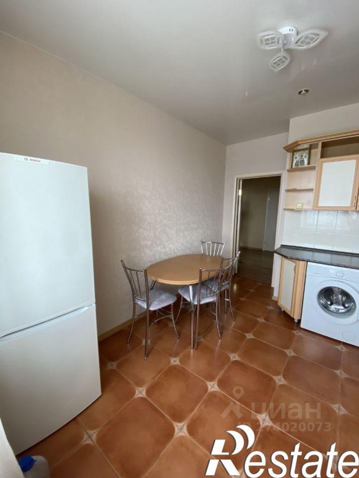 3-комн квартира улица Володарского, 17,  д. 17