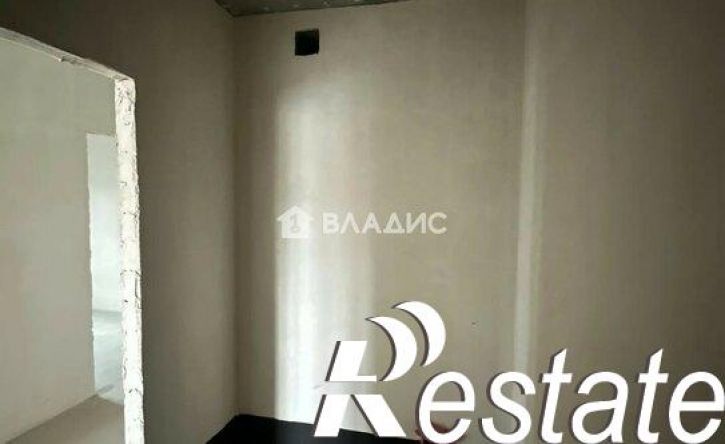 2-комн квартира Революционная улица, 34,  д. 34