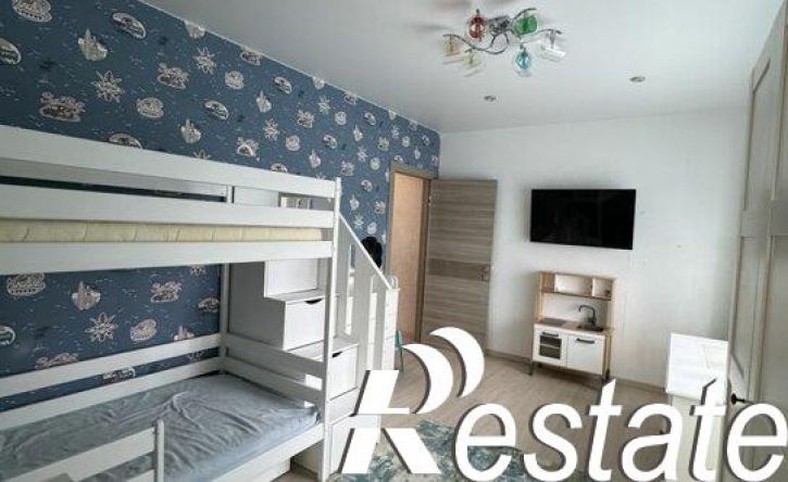 3-комн квартира улица Лозицкой, 8,  д. 8