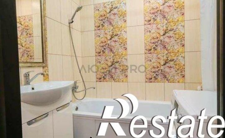 3-комн квартира улица Генерала Глазунова, 2,  д. 2