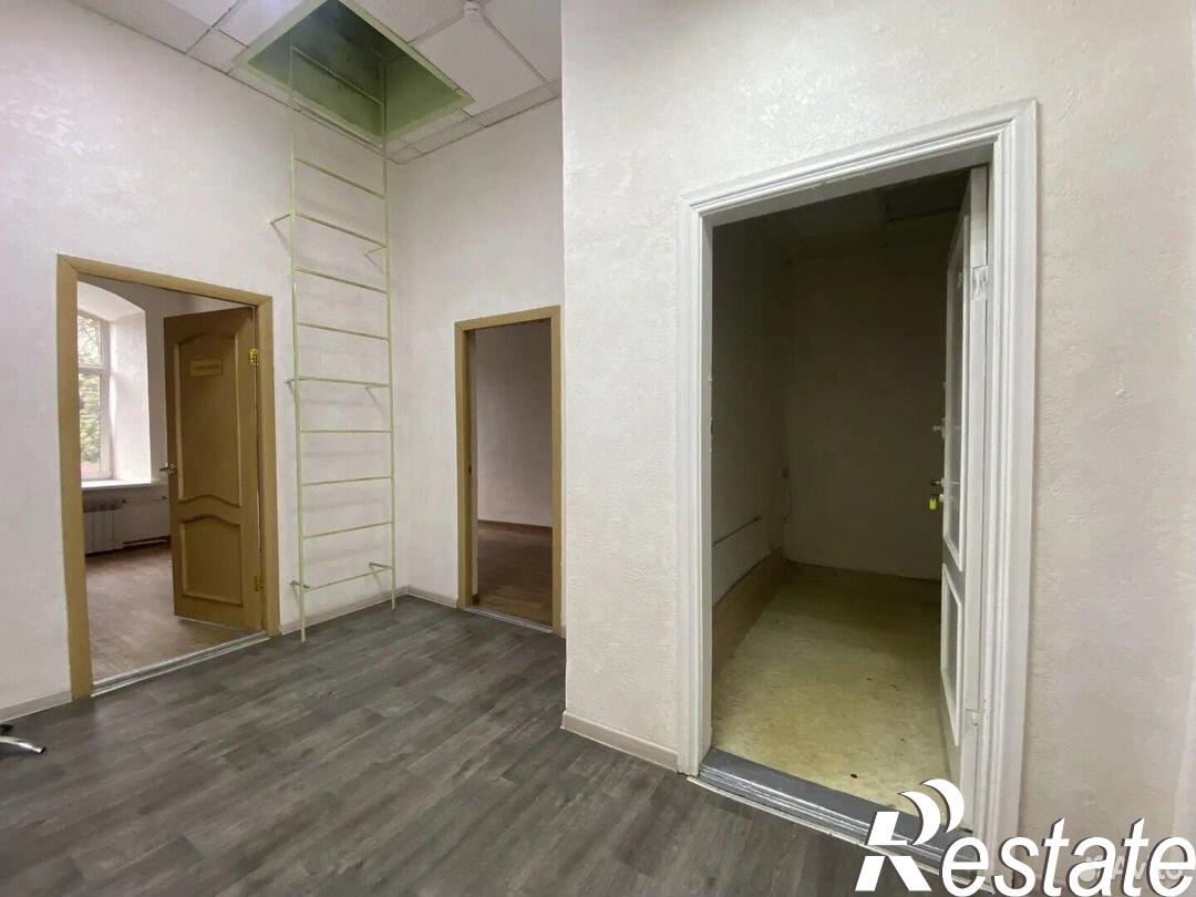 Сдать офис, помещение под офис за 68 740 рублей на улица Карла Маркса, 34