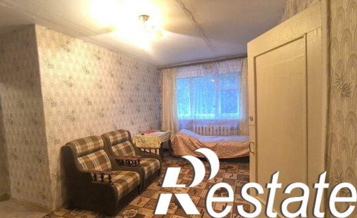 4-комн квартира улица Чкалова, 15,  д. 15