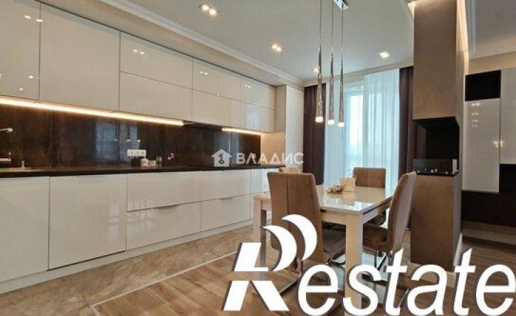 3-комн квартира улица Богданова, 14,  д. 14