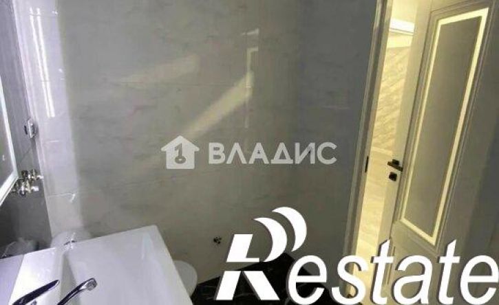 1-комн квартира улица Генерала Глазунова, 11,  д. 11
