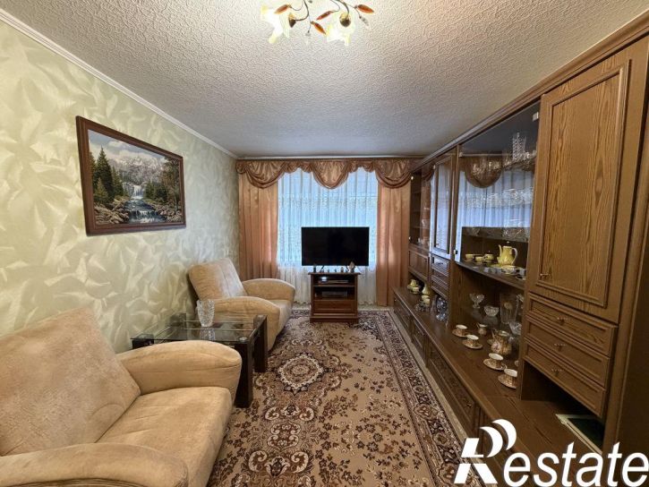 3-комн квартира Победы пр-кт, 138