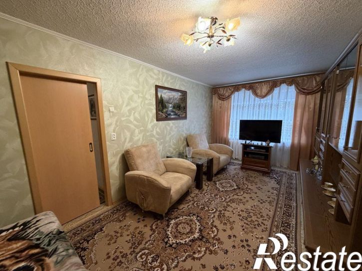 3-комн квартира Победы пр-кт, 138