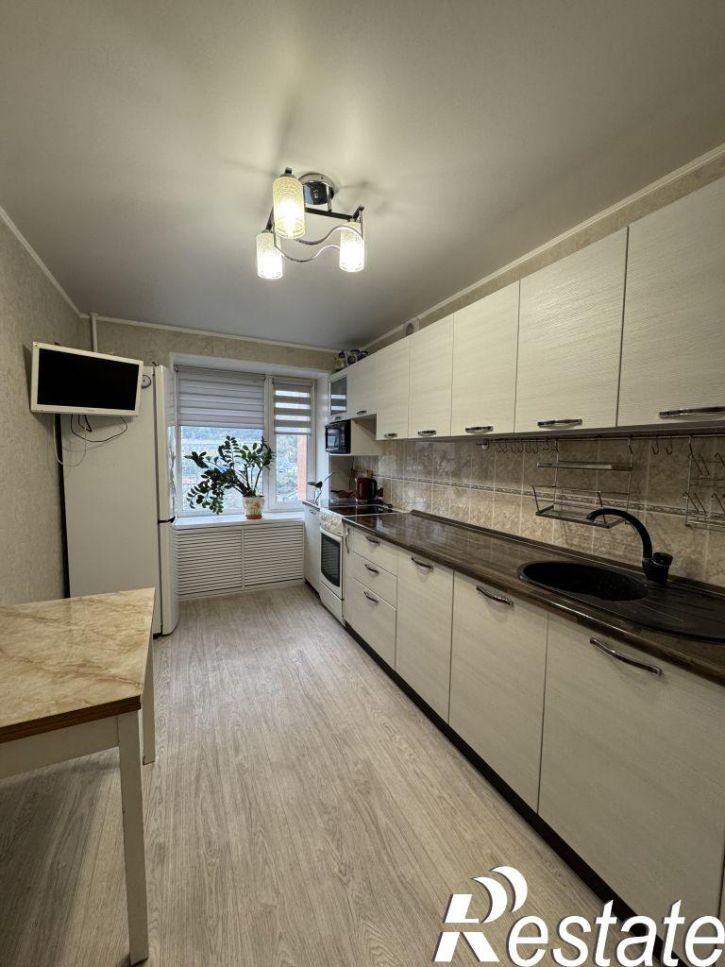 3-комн квартира Кулакова ул, 4