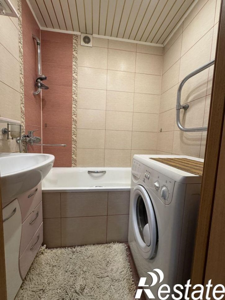 3-комн квартира Кулакова ул, 4