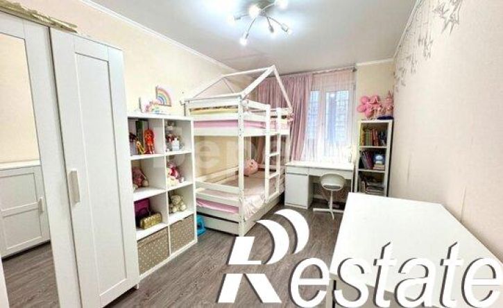 3-комн квартира улица 65-летия Победы, 11,  д. 11